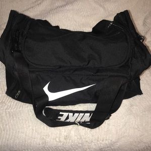 Nike duffle bag